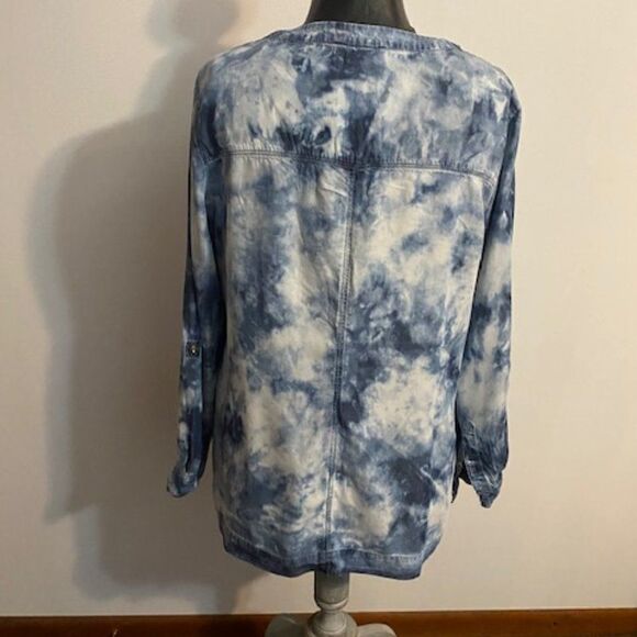 Nine West Blue/White Tie Dye V-neck tunic, size L - Picture 3 of 4